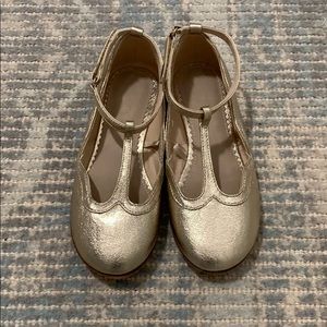 Champagne metallic leather girl’s dress shoes